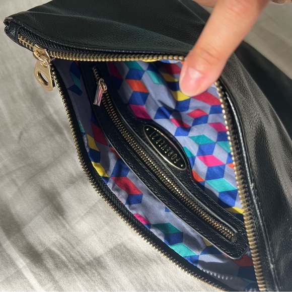 Forever 21 Black Clutch - Picture 3 of 4
